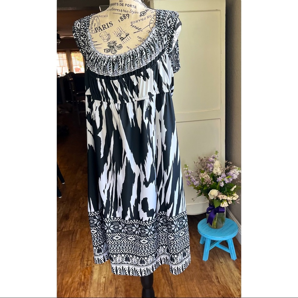 🧡3/$25!!  AA Studio Dress GUC!